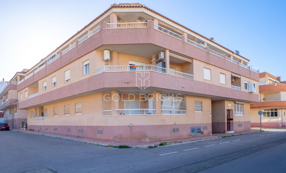 Wederverkoop ·  · Torrevieja · Playa de los Locos