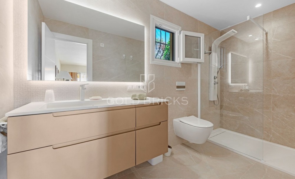 Wederverkoop ·  · Villajoyosa · Villajoyosa Centro