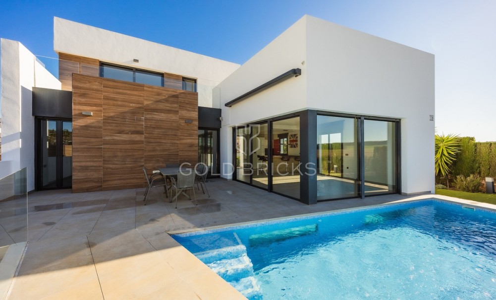 Wederverkoop ·  · Algorfa · La finca golf