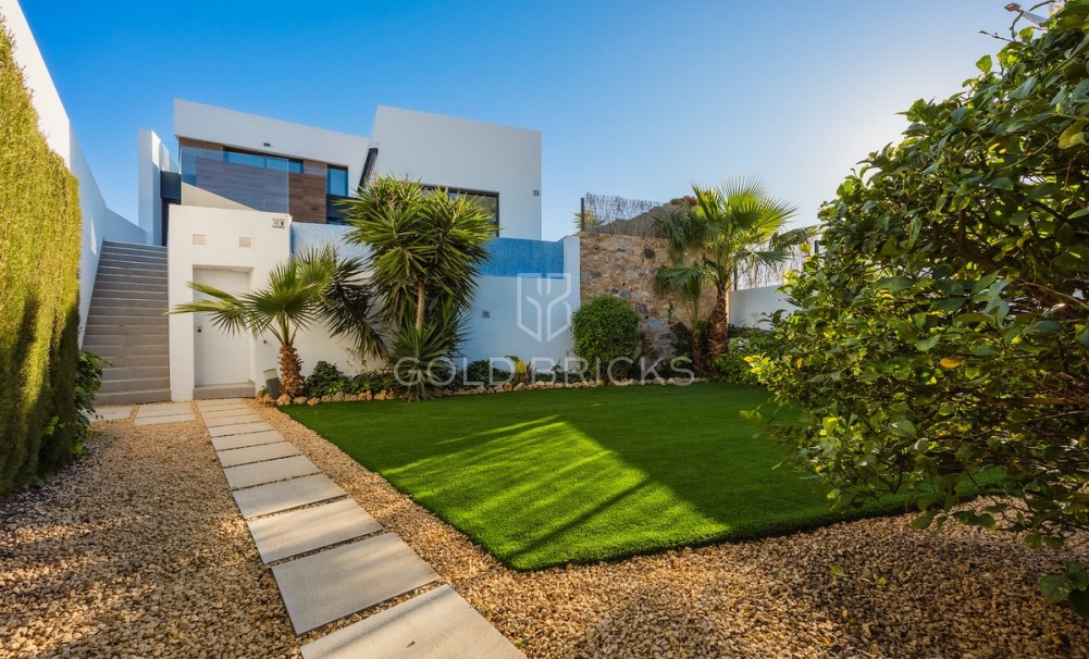 Wederverkoop ·  · Algorfa · La finca golf