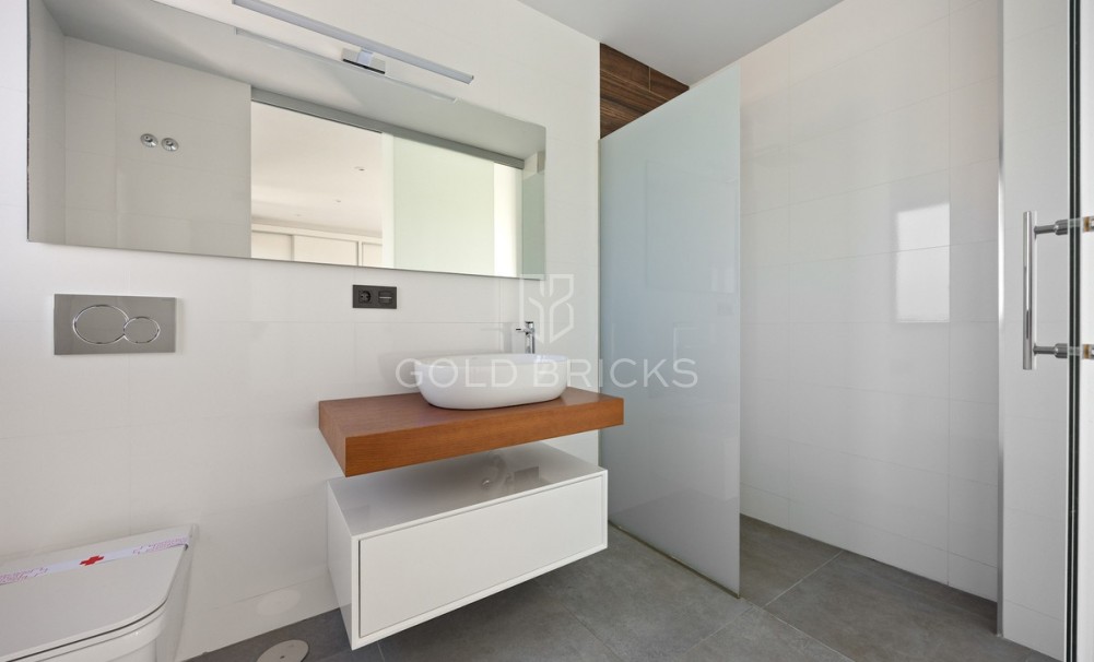 Wederverkoop ·  · Algorfa · La finca golf