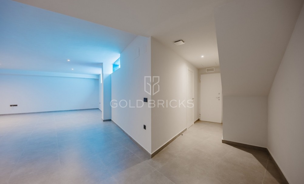 Wederverkoop ·  · Algorfa · La finca golf