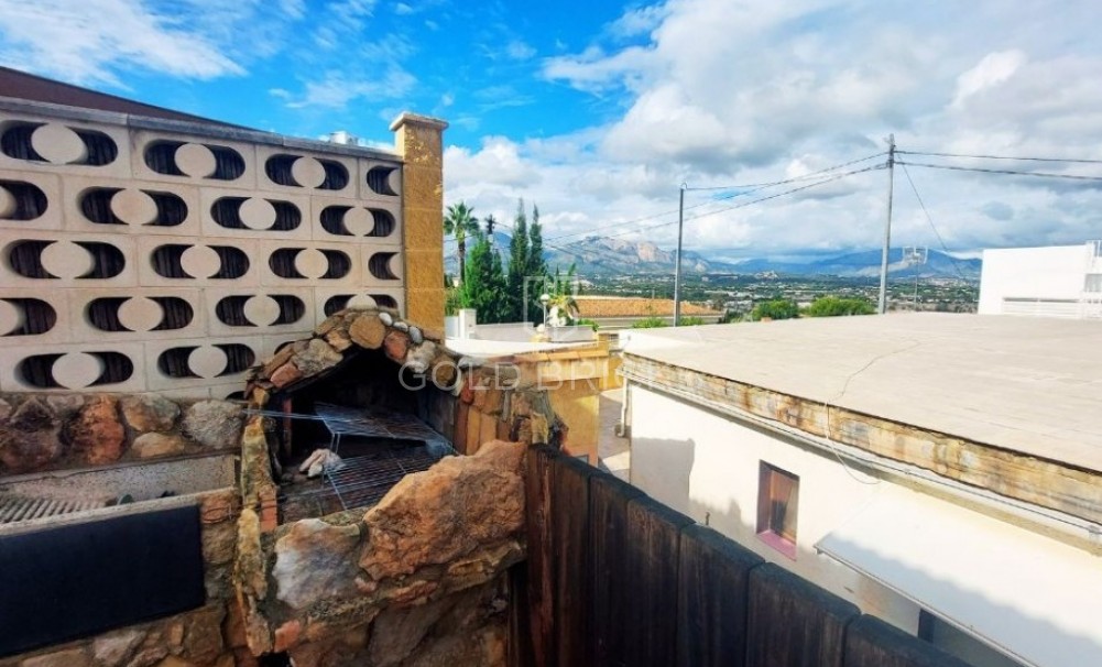 Wederverkoop ·  · l'Alfas del Pi · Albir