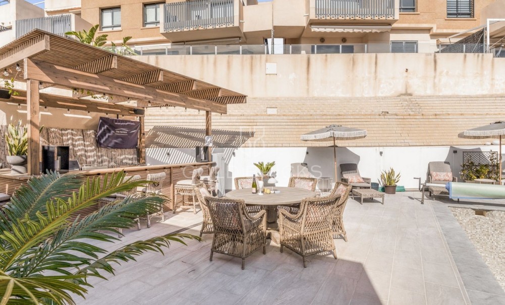 Wederverkoop ·  · Orihuela · La Zenia