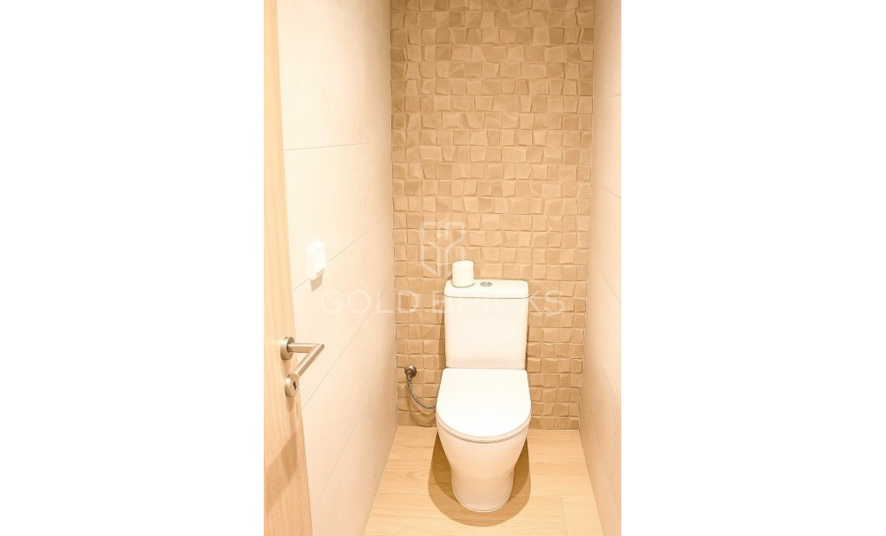 Wederverkoop ·  · Torrevieja · La Siesta