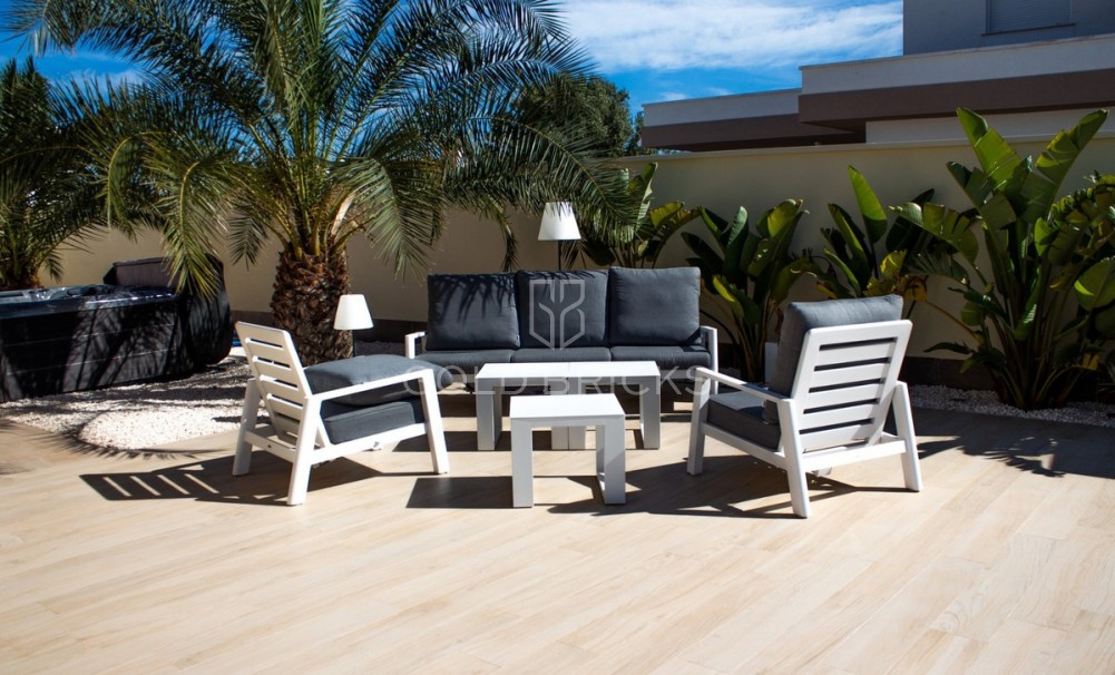 Wederverkoop ·  · Torrevieja · La Siesta