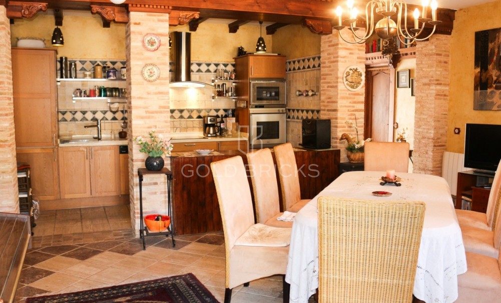 Wederverkoop ·  · Cartagena · Los Urrutias