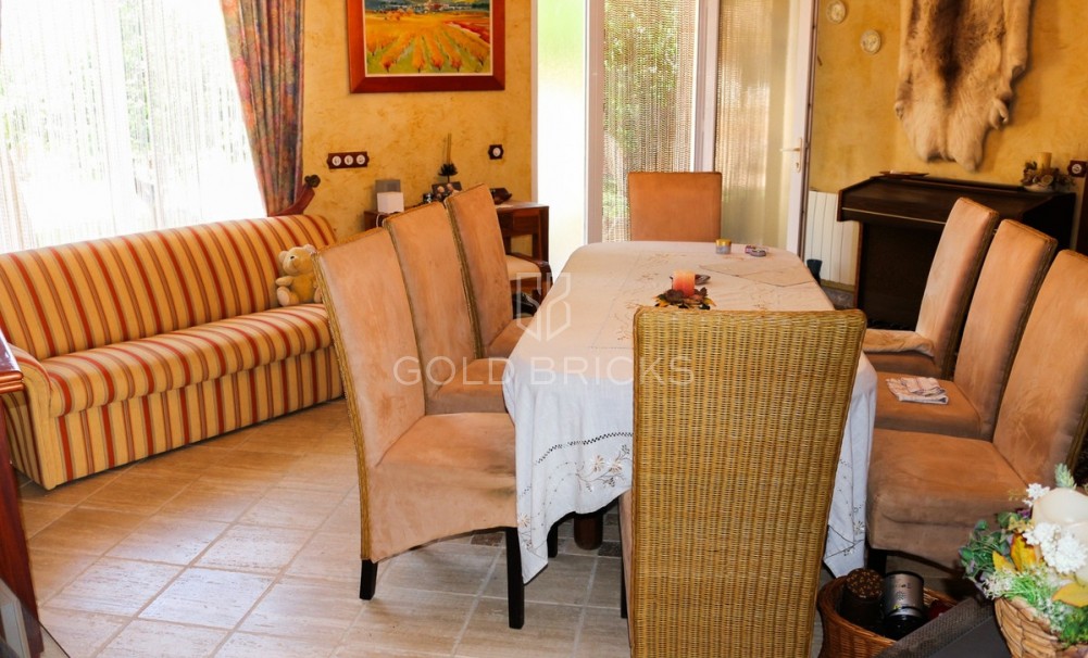 Wederverkoop ·  · Cartagena · Los Urrutias