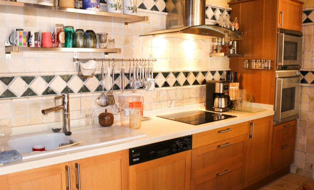 Wederverkoop ·  · Cartagena · Los Urrutias