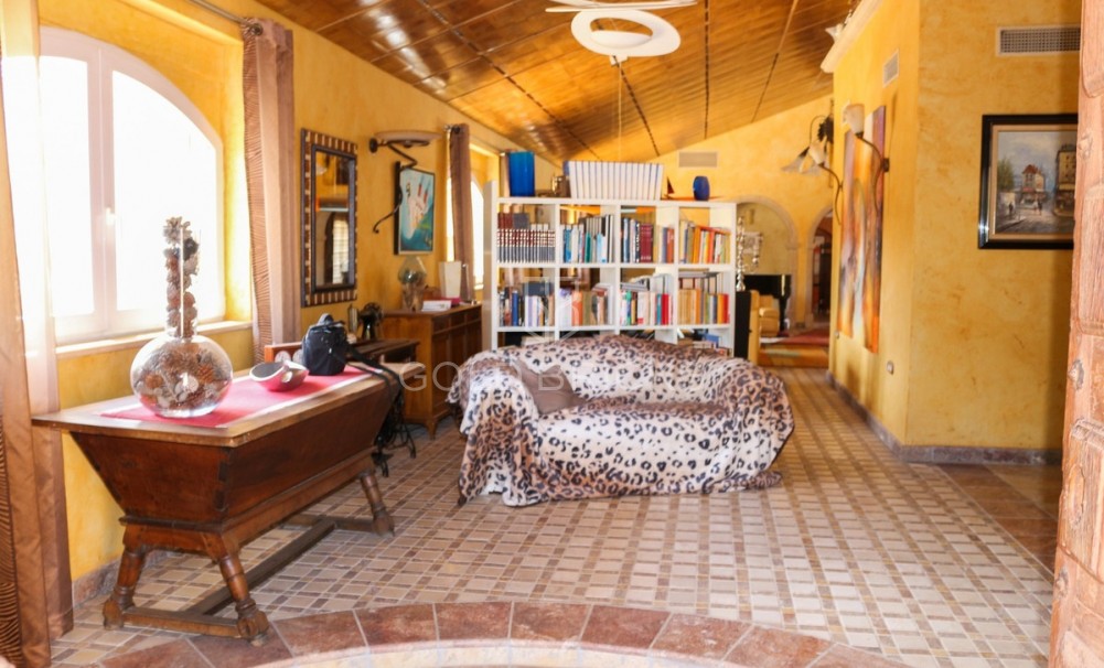 Wederverkoop ·  · Cartagena · Los Urrutias