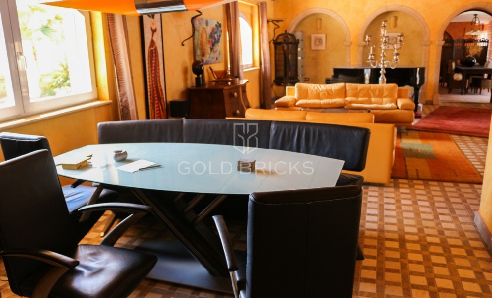 Wederverkoop ·  · Cartagena · Los Urrutias