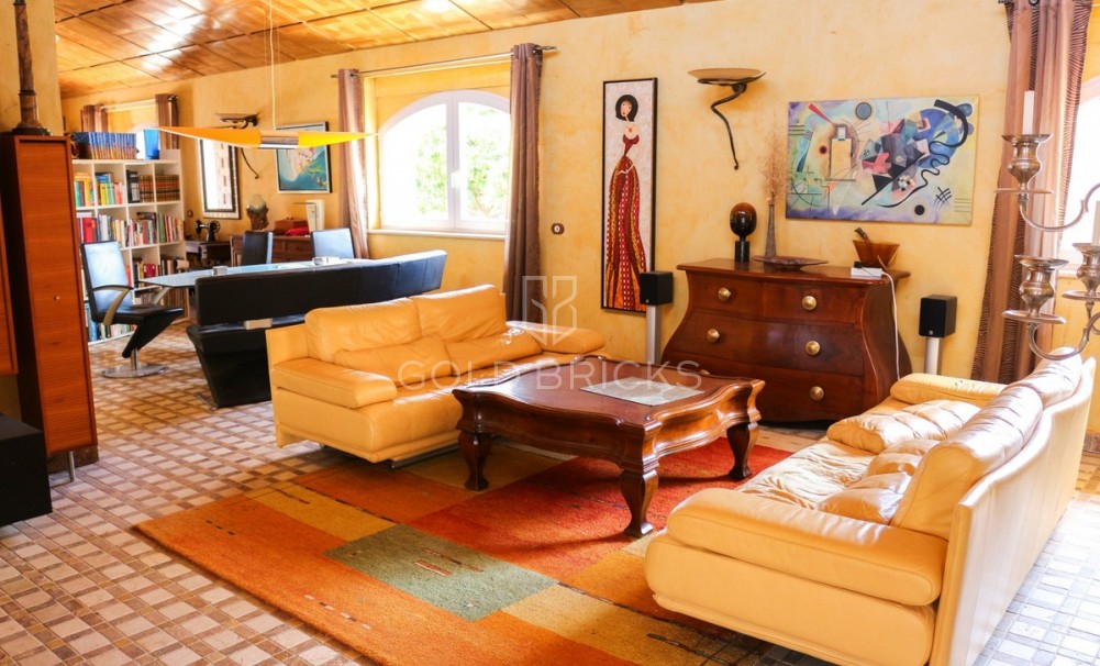 Wederverkoop ·  · Cartagena · Los Urrutias