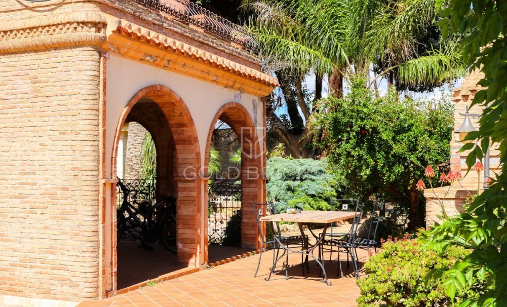 Wederverkoop ·  · Cartagena · Los Urrutias