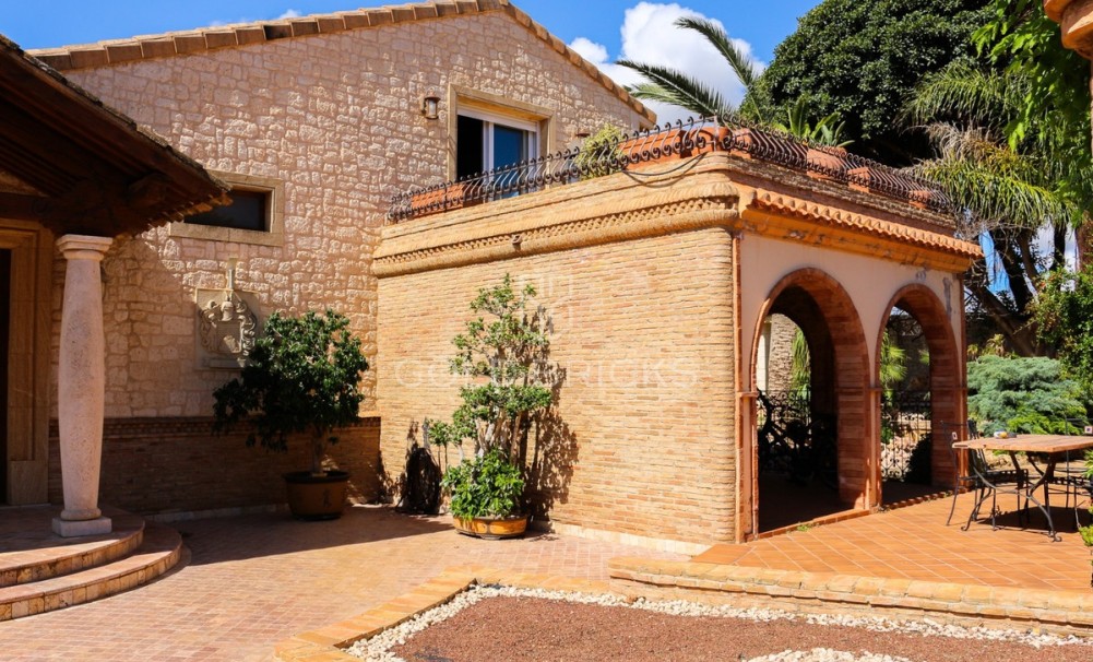 Wederverkoop ·  · Cartagena · Los Urrutias