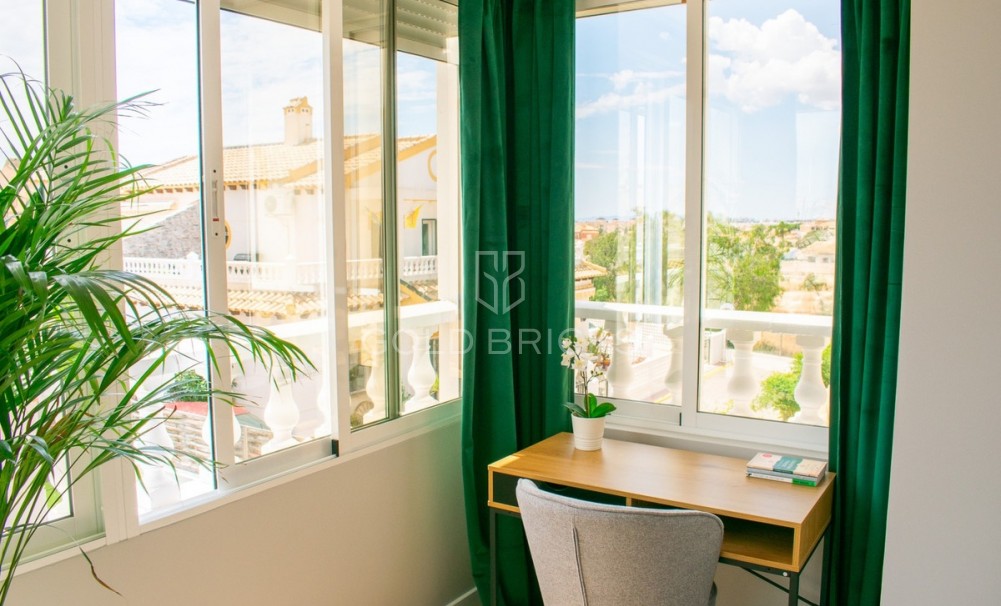 Wederverkoop ·  · Orihuela · Punta Prima