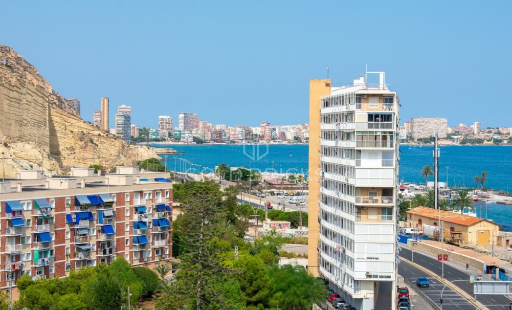 Wederverkoop ·  · Alicante · Alicante Centro