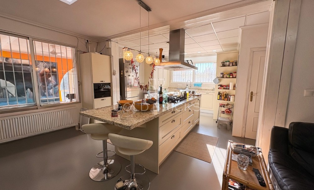 Wederverkoop ·  · Crevillente - Crevillent · Crevillente - Crevillent Centro