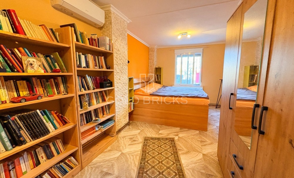 Wederverkoop ·  · Crevillente - Crevillent · Crevillente - Crevillent Centro