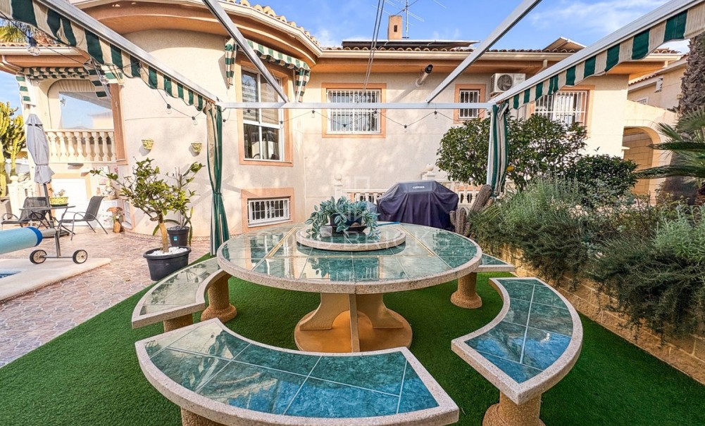 Sale · House - Detached Villa · Benijofar