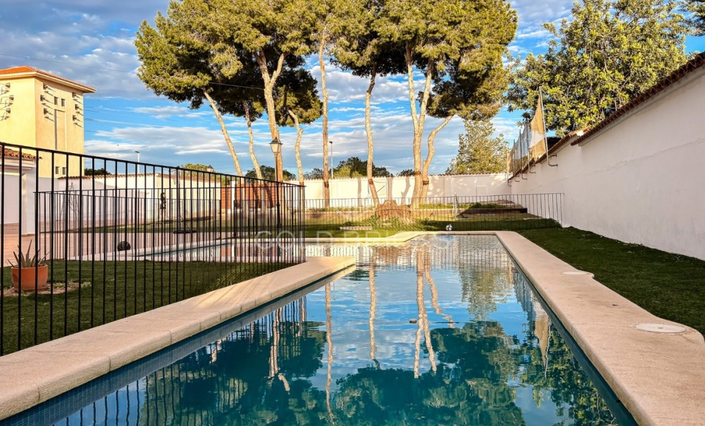 Wederverkoop ·  · Santa Pola · Santa Pola Centro