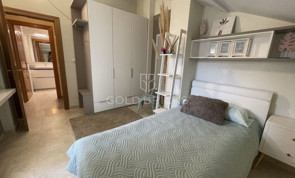 Wederverkoop ·  · Pilar de la Horadada · Torre De La Horadada