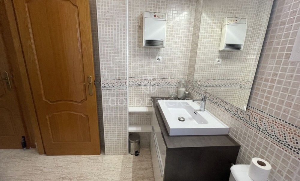 Wederverkoop ·  · Pilar de la Horadada · Torre De La Horadada