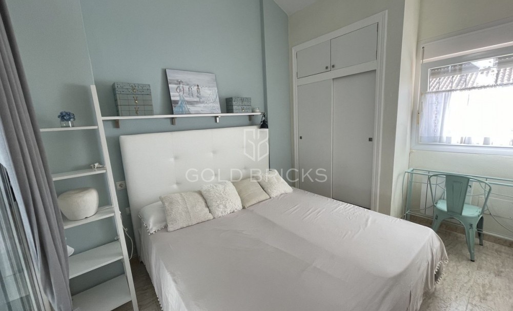 Wederverkoop ·  · Pilar de la Horadada · Torre De La Horadada