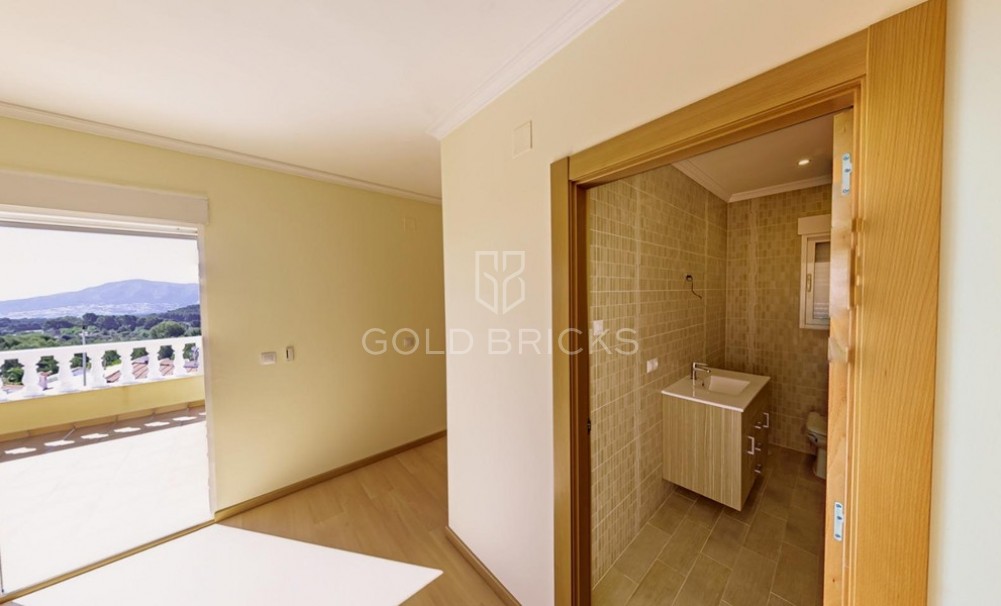 Wederverkoop ·  · l'Alfas del Pi · L'Alfás del Pi Centro