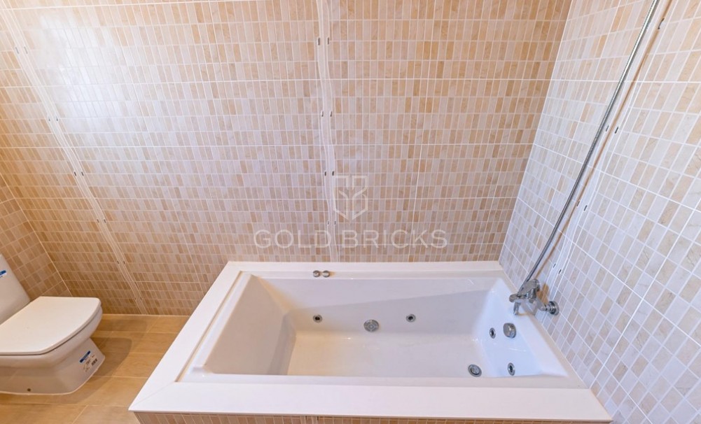 Wederverkoop ·  · l'Alfas del Pi · L'Alfás del Pi Centro