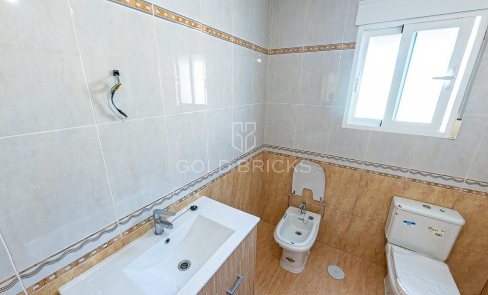 Wederverkoop ·  · l'Alfas del Pi · L'Alfás del Pi Centro