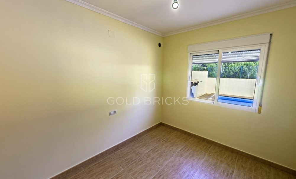 Wederverkoop ·  · l'Alfas del Pi · L'Alfás del Pi Centro