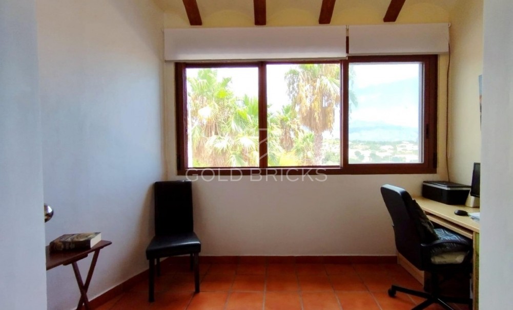 Resale ·  · l'Alfas del Pi · L'Alfás del Pi Centro