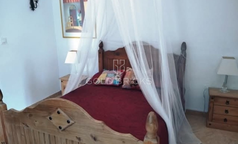 Revente ·  · Arboleas