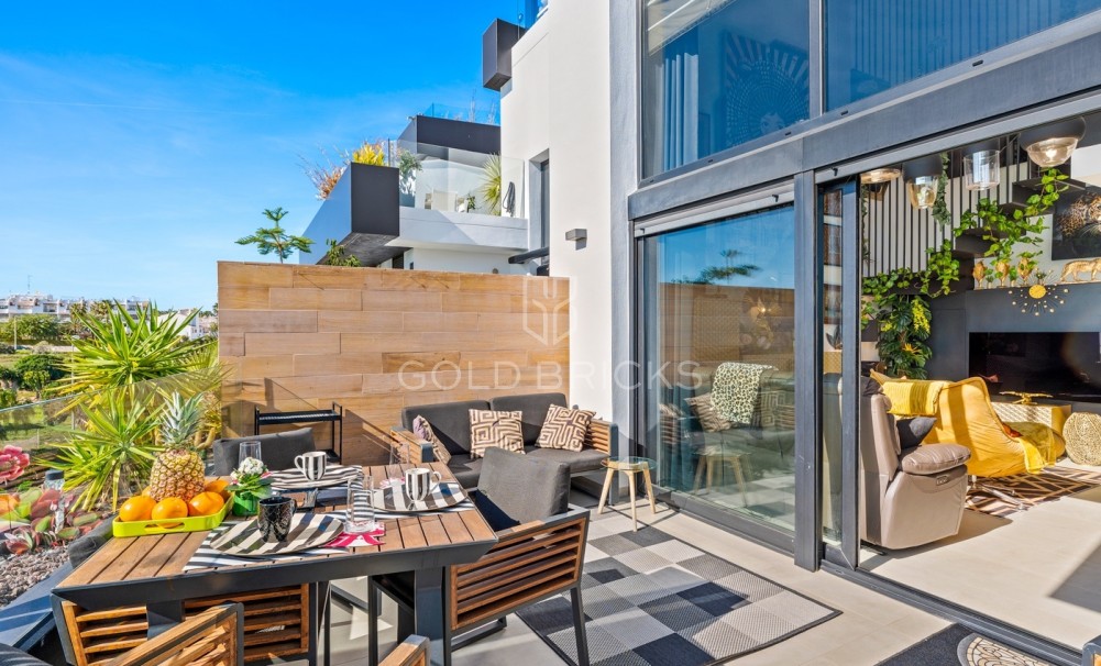 Sale · Penthouse · Villamartín