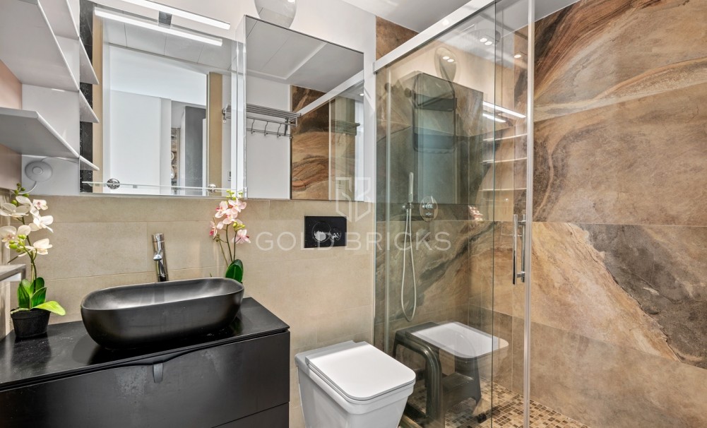 Sale · Penthouse · Villamartín