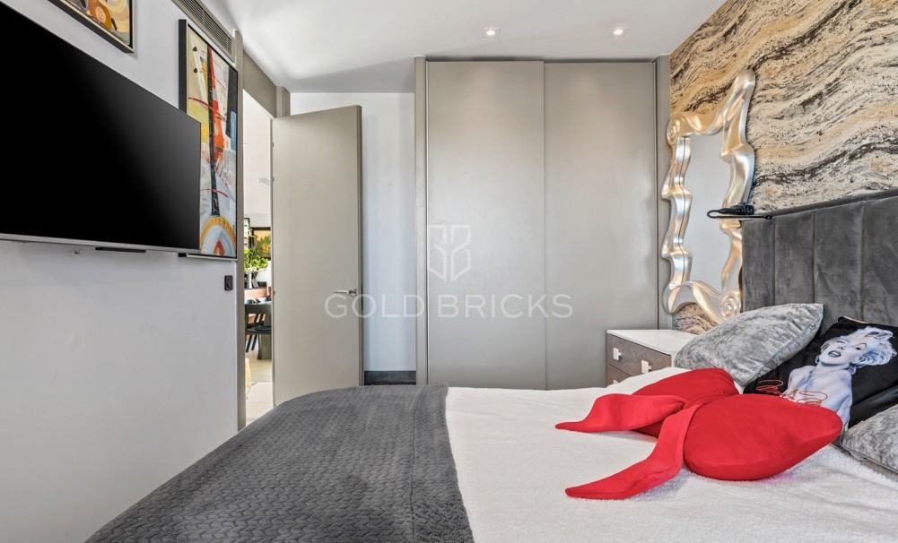 Sale · Penthouse · Villamartín