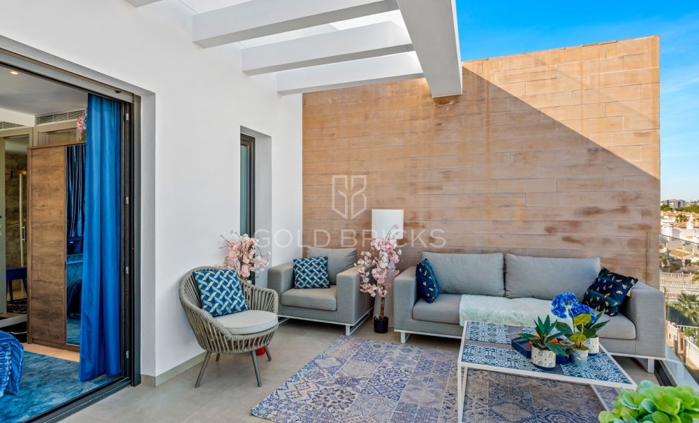 Sale · Penthouse · Villamartín