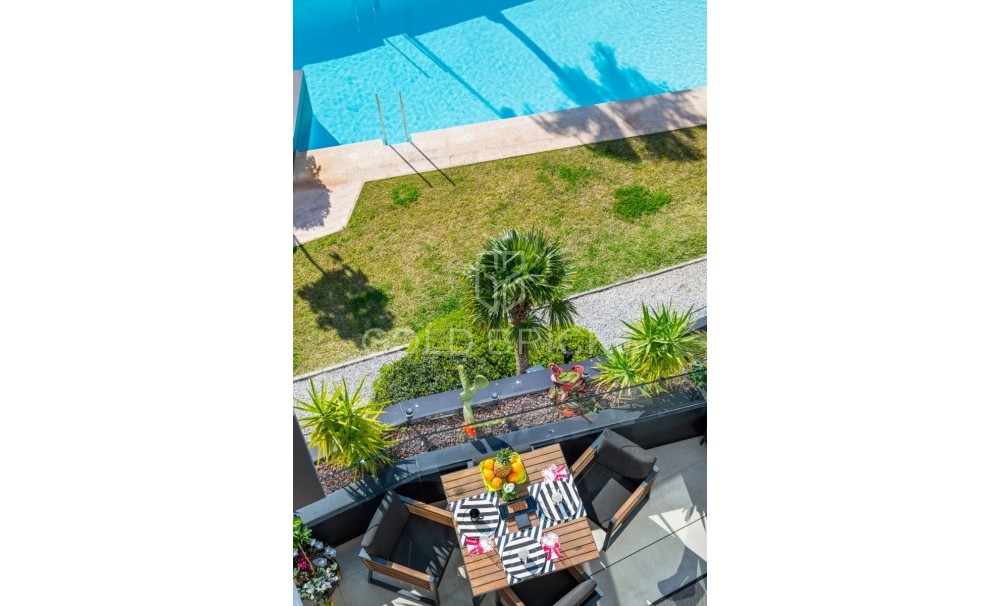Sale · Penthouse · Villamartín