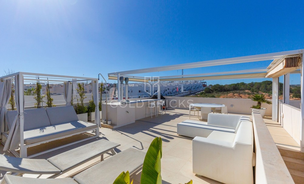 Wederverkoop ·  · Orihuela · Los Balcones