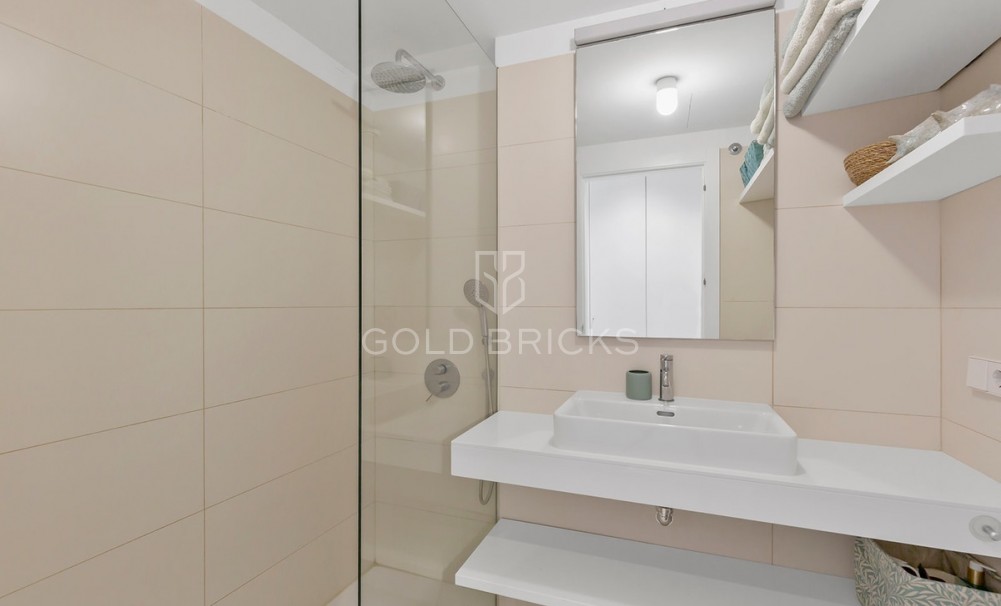 Wederverkoop ·  · Orihuela · Los Balcones