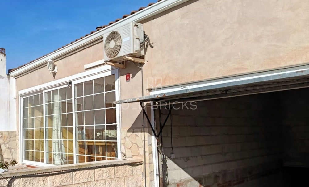 Wederverkoop ·  · Elda · Elda Centro