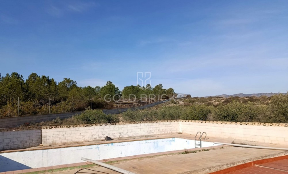 Wederverkoop ·  · Elda · Elda Centro