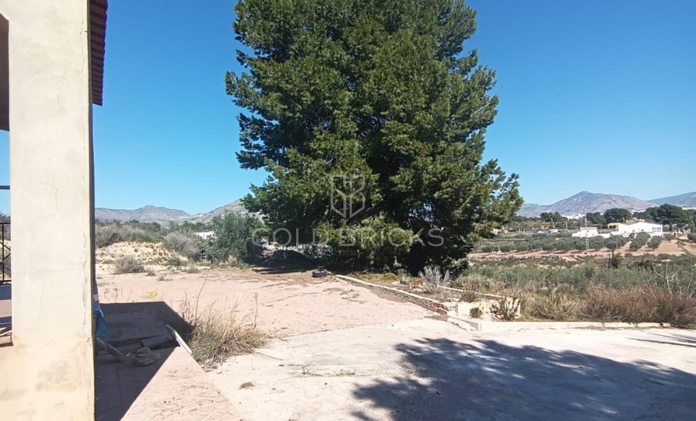 Wederverkoop ·  · Elda · Elda Centro