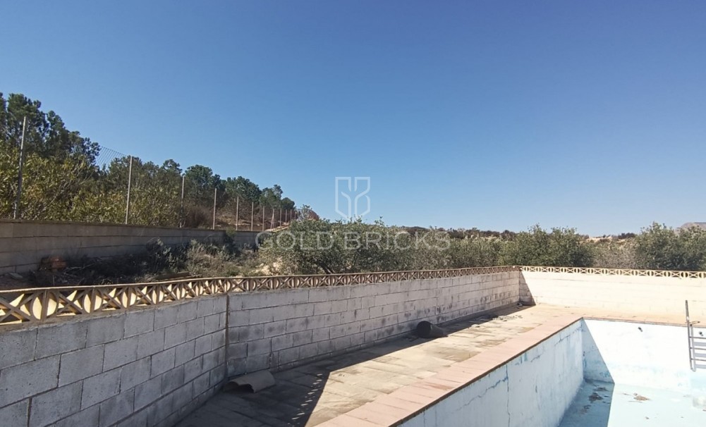 Wederverkoop ·  · Elda · Elda Centro