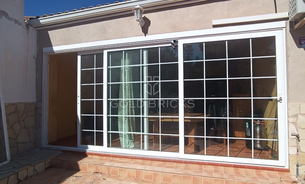 Wederverkoop ·  · Elda · Elda Centro