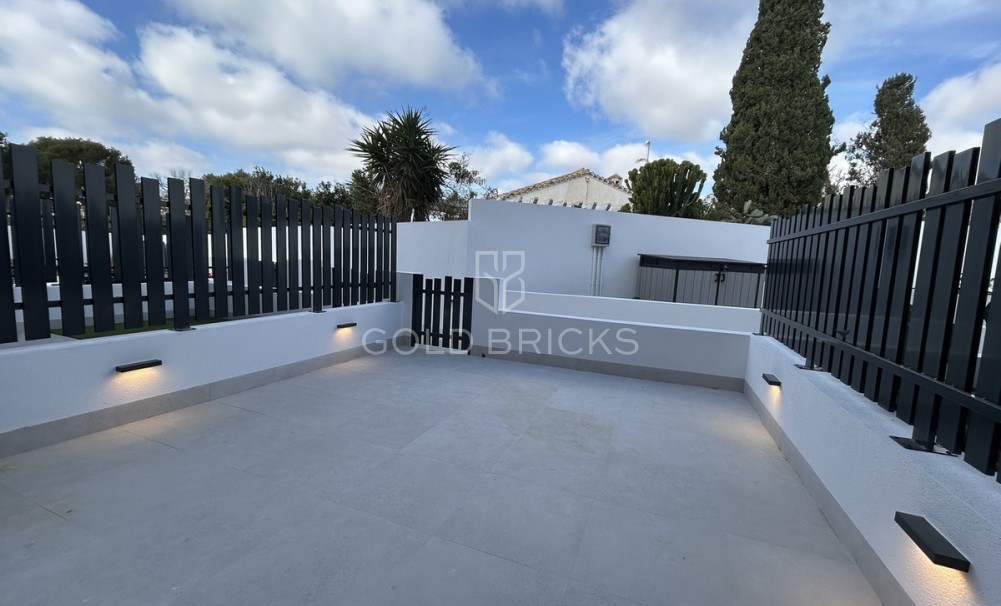 Wederverkoop ·  · Orihuela · Cabo Roig