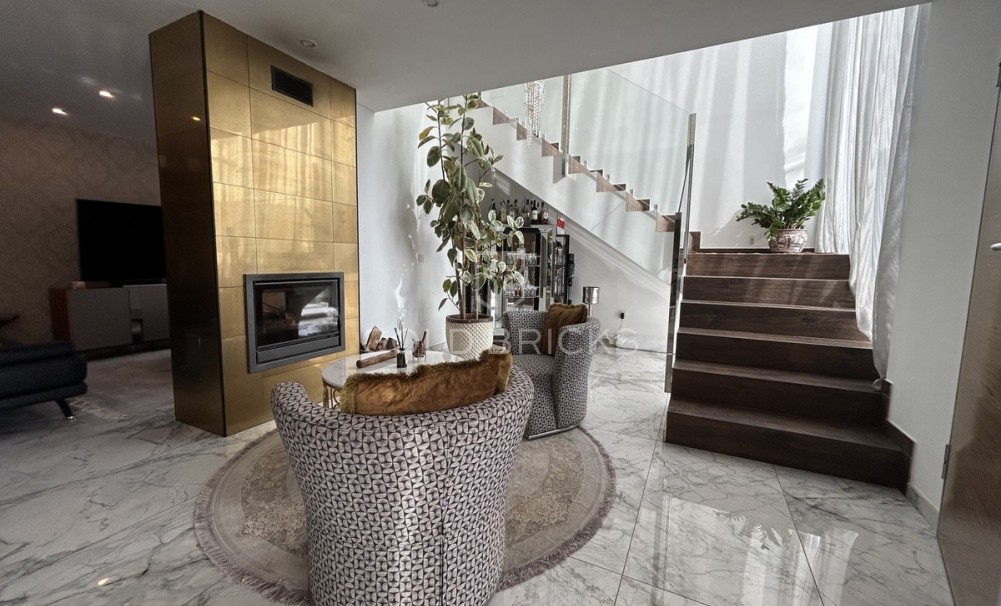 Wederverkoop ·  · Orihuela · Los Balcones