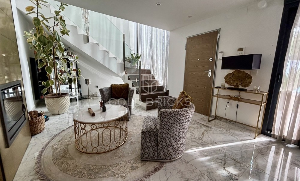 Wederverkoop ·  · Orihuela · Los Balcones