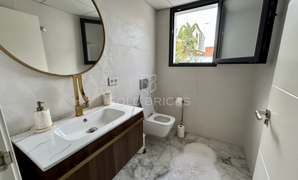 Wederverkoop ·  · Orihuela · Los Balcones