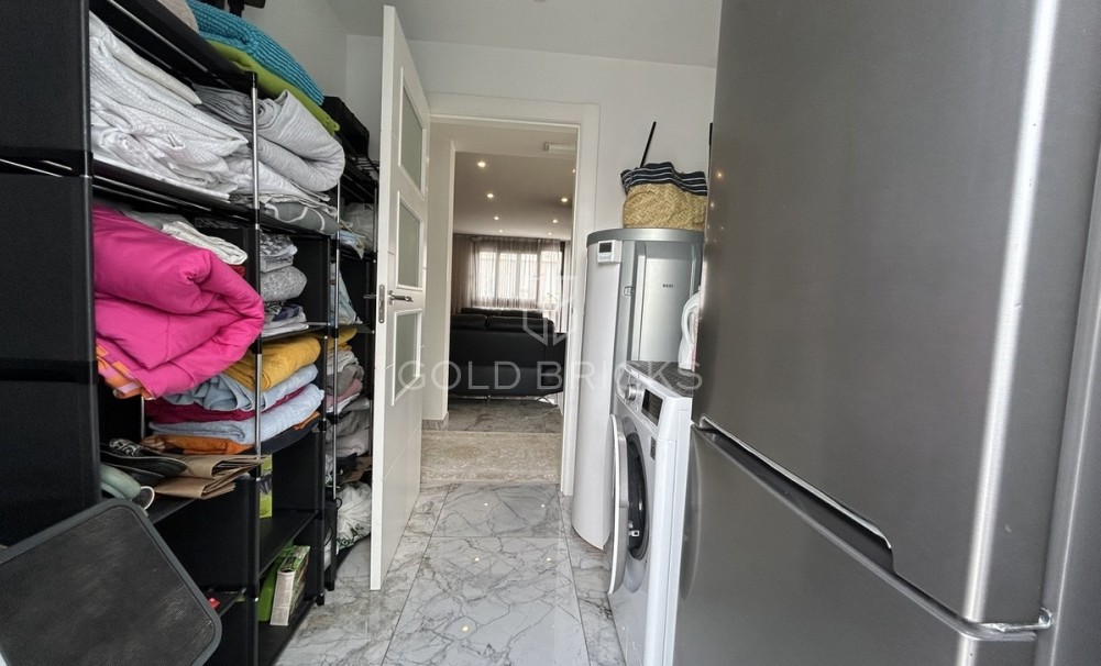 Wederverkoop ·  · Orihuela · Los Balcones